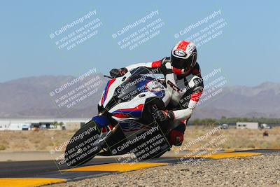 media/Oct-08-2022-SoCal Trackdays (Sat) [[1fc3beec89]]/Turn 9 Inside (10am)/